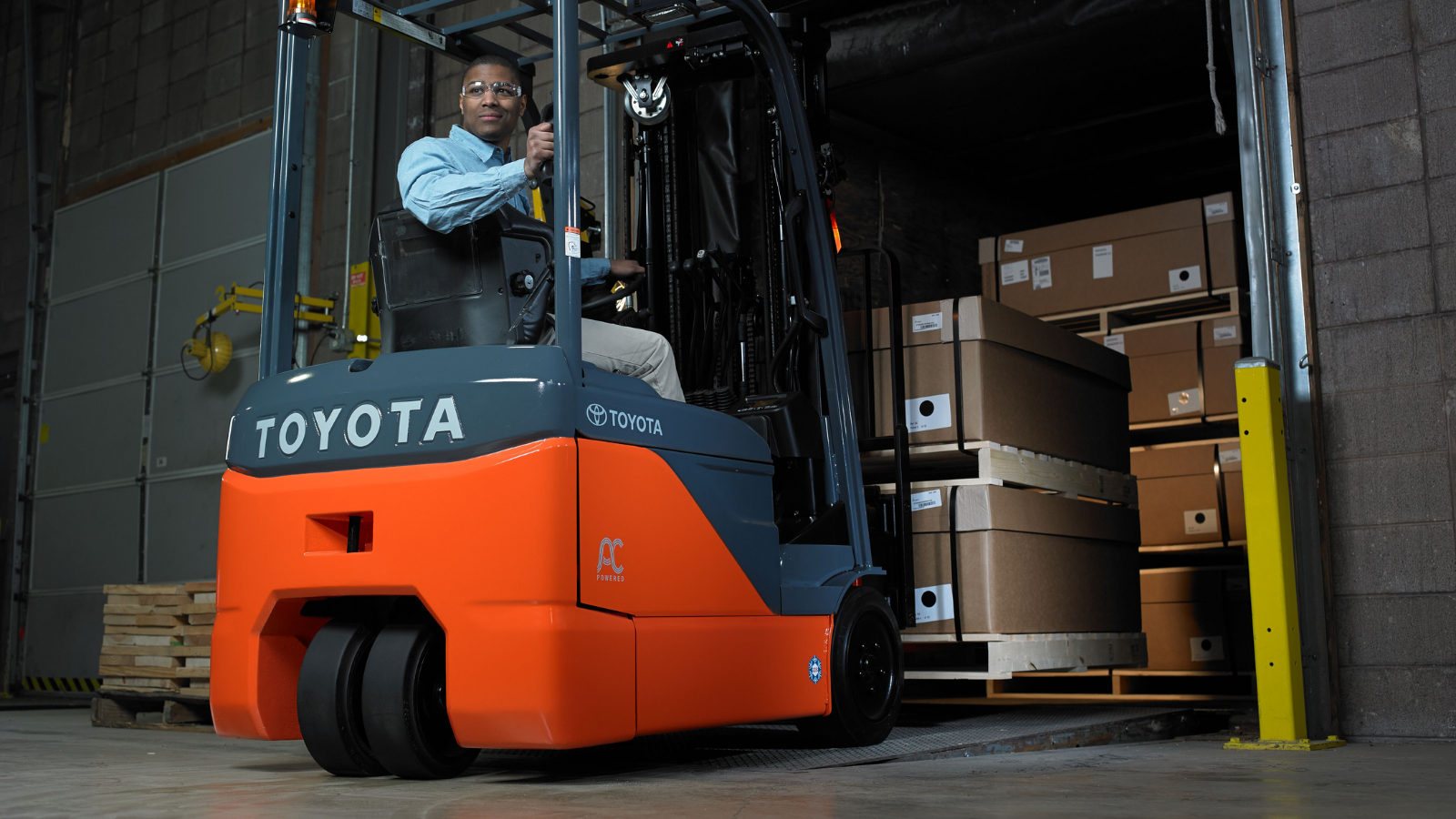 Class I Forklifts: An Overview and Benefits