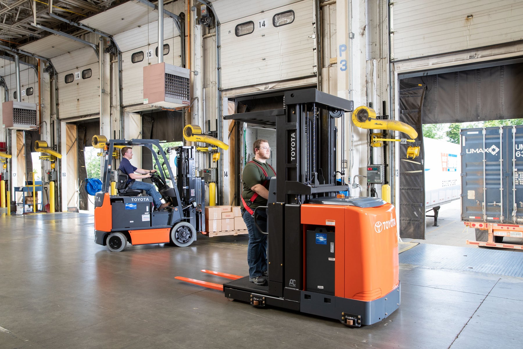 Purchasing a Lift Truck: New or Used?