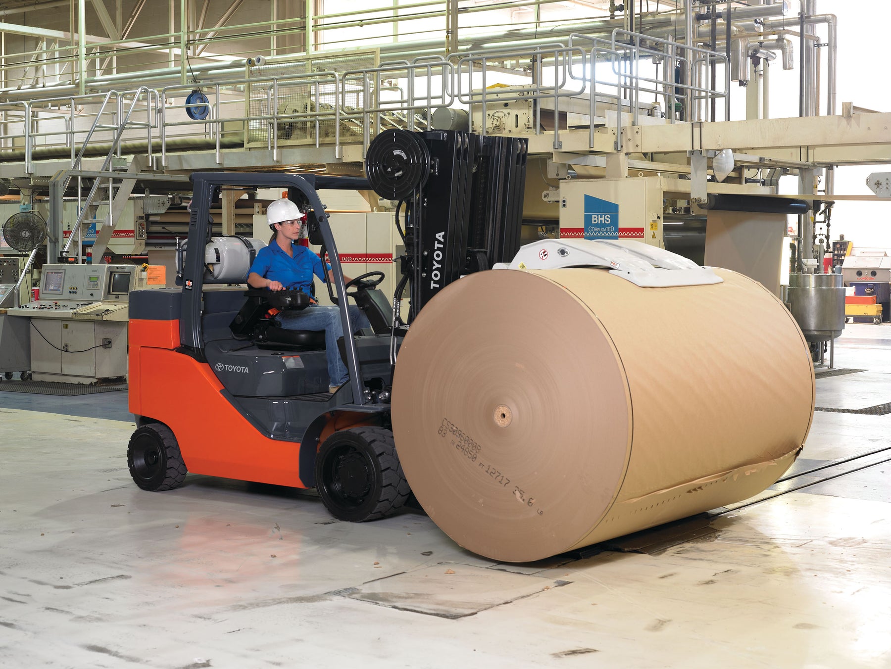Increase Productivity Using Forklifts and Attachments
