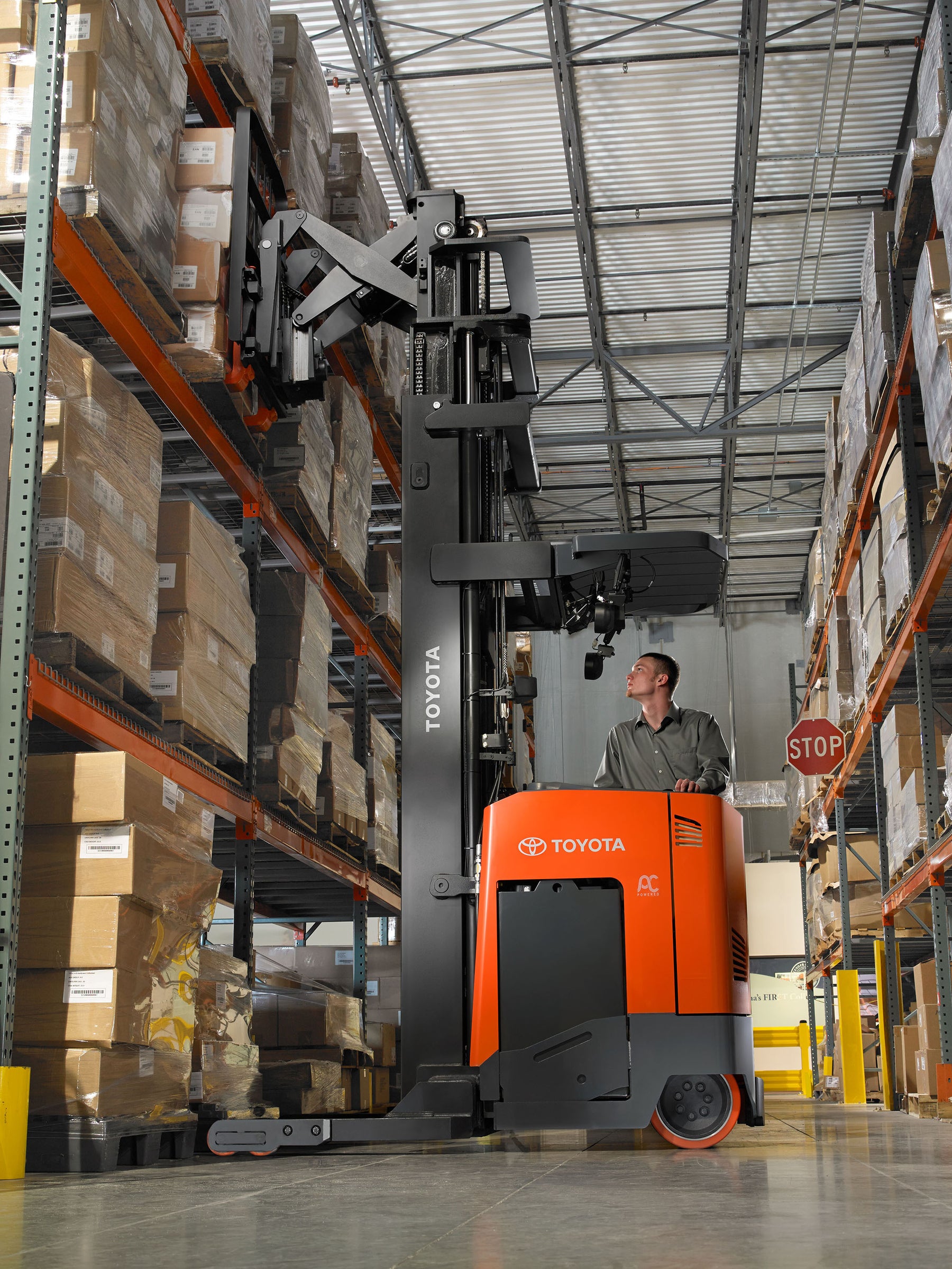 Need a Reach Truck? Consider These Options!